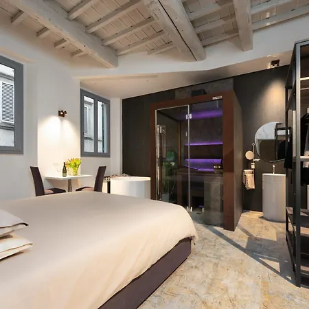 F1rst & Apartmán Florencie